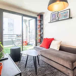 https://apartment-for-2-close-to-shops-and-600-m-from-the-lake.hotels-rhonealpes.com